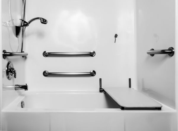 Accessible Tub Installation in Fishers
