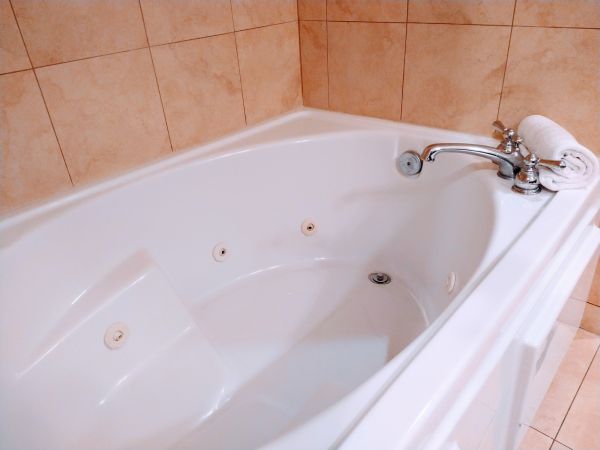 Acrylic Tub Installation in Fishers