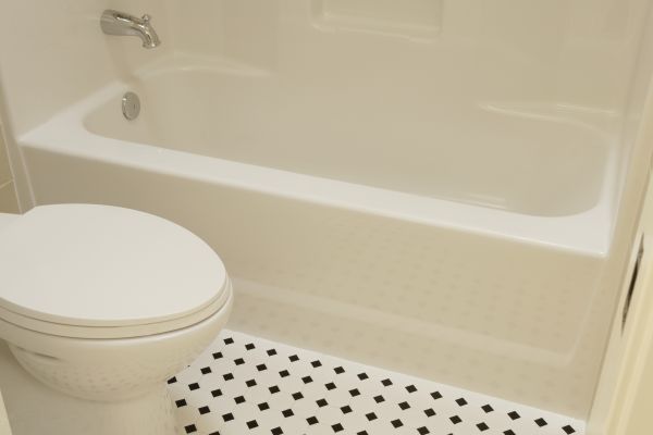 Fiberglass Tub Replacement in Fishers